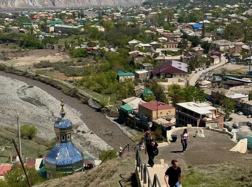 Ахты